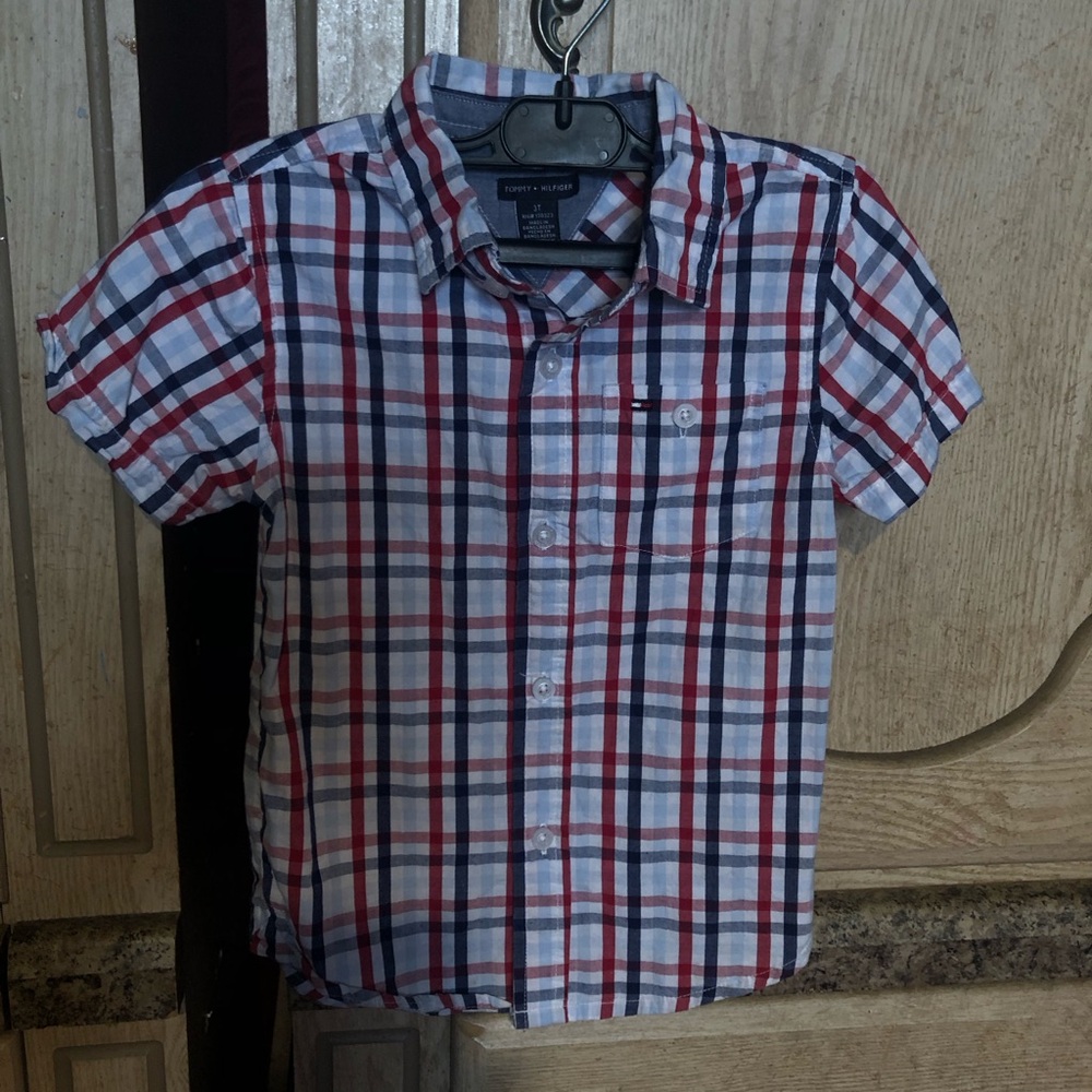 Tommy Hilfiger Plaid Button Down